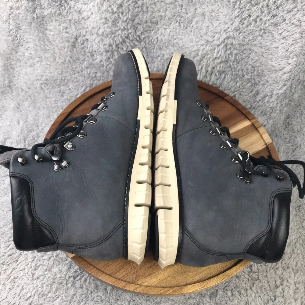 Cole Haan ZeroGrand Chukka Boots Mens 7.5M Gray Suede Water Resistant‎ Hiking